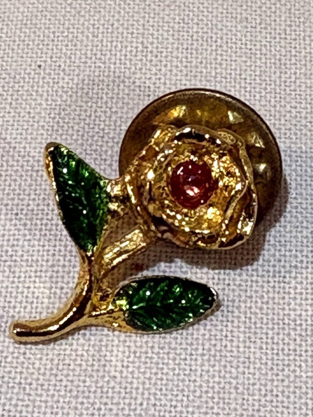 Rose Flower Lapel Pin Green Enamel Pink Spinel Gem Gold Tone 3/4 inch
